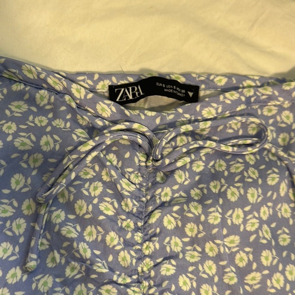 Floral Two-Piece Set in Blue and White - Picture 4 of 7